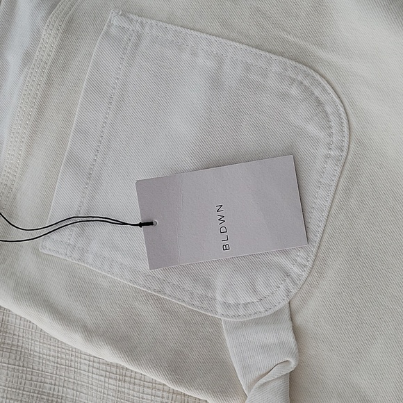 BLDWN cream/white high rise shorts NWT - Picture 2 of 12